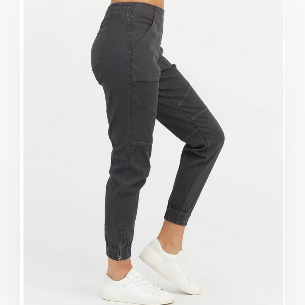 LIKE NEW Spanx Stretch Mid Rise Twill Joggers Washed Black XS Pull-On Utility - Picture 2 of 16
